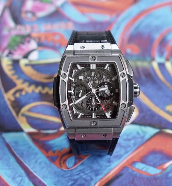 Discover the mechanical wonders of the Hublot Soul BIG BANG series 642.CY.011Y.RX Replica watch
